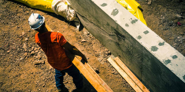 Ingeniería fundaciones muros de contención en el Baix Llobregat